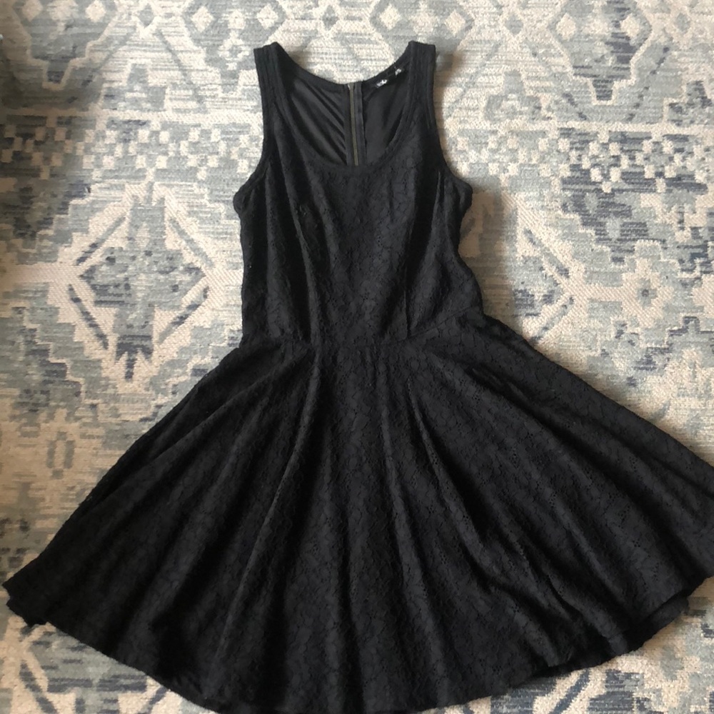 Express lace dress